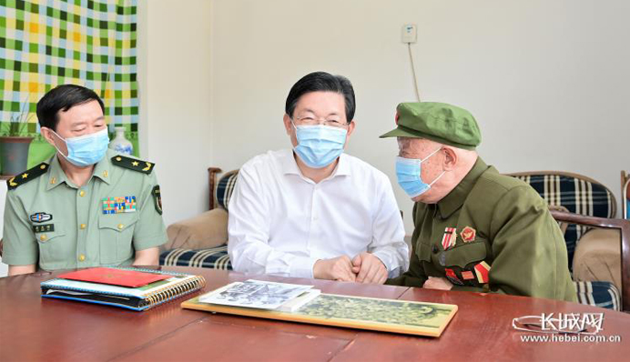 王东峰在石家庄市走访慰问时强调 大力弘扬优良革命传统 凝心聚力为全面建设经济强省美丽河北而奋斗