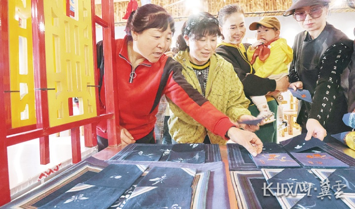 a_841128881250365442 a_841128881250365442