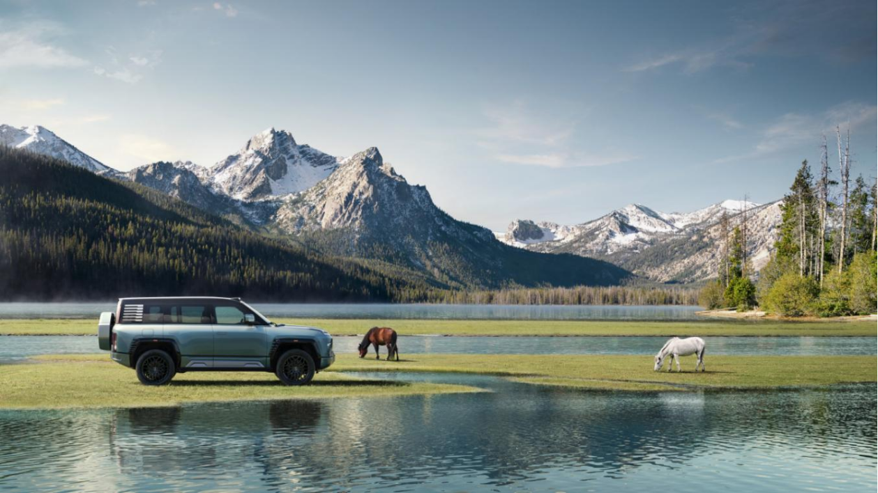 【新闻稿】仰望U8豪华版上市价格109.8万,凭颠覆性技术定位百万级2577