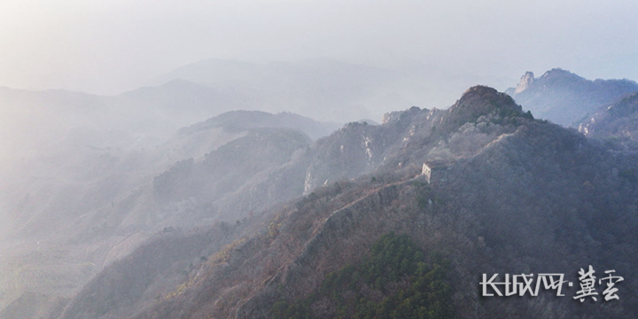 河北唐山：初冬长城美如画