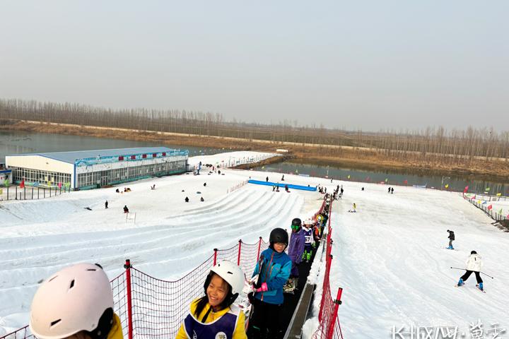 衡水：欢乐冰雪过大年