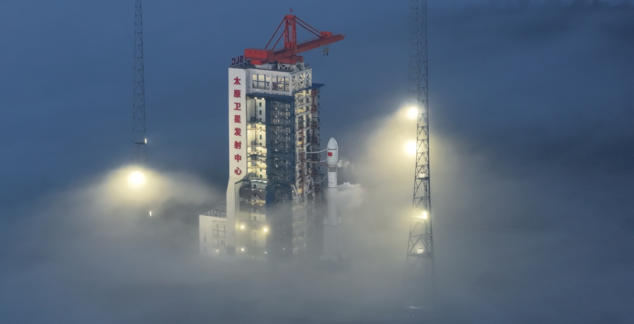 我国成功发射试验二十七号卫星01星-06星