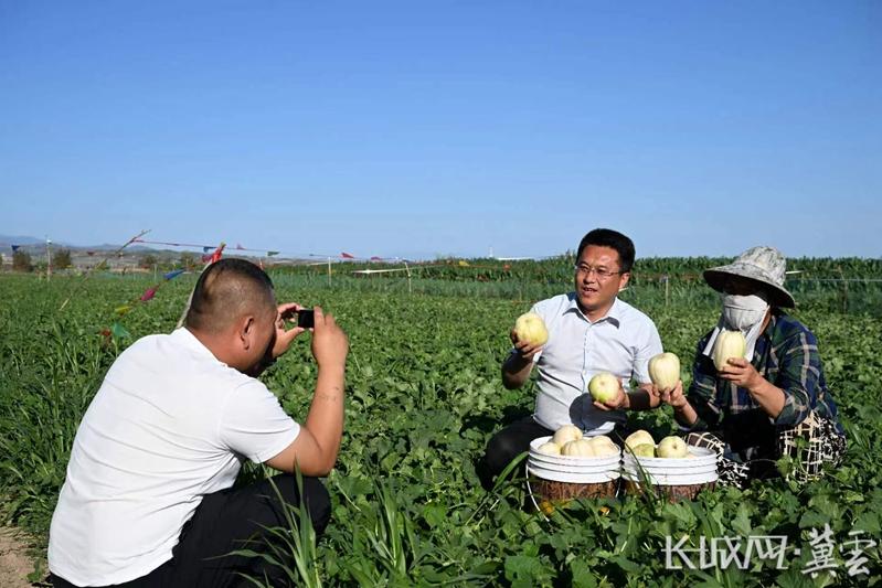 邢鹏飞：宣传他的一亩三分地