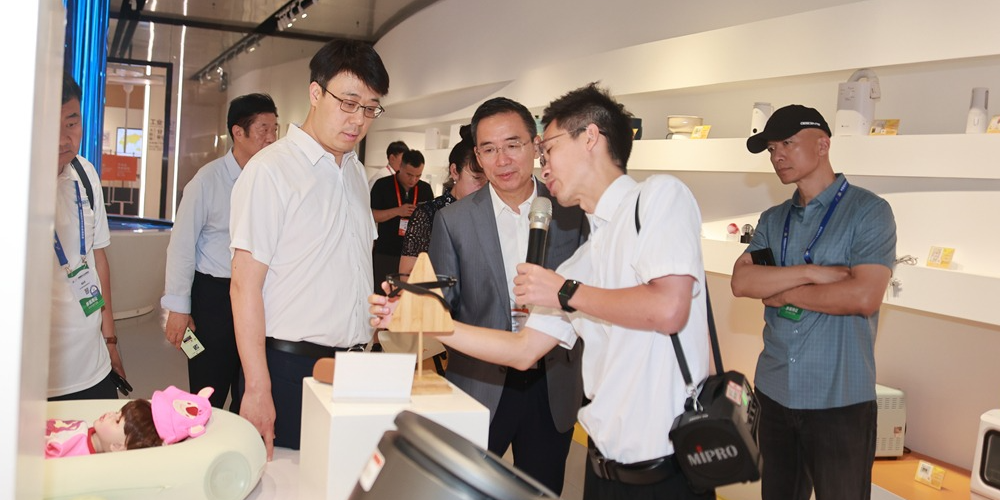 河北企业组团2025第二十届中博会上觅商机