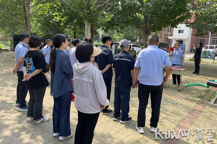 志愿服务丨河北迁安：党建引领“双报到” 为民服务“零距离”
