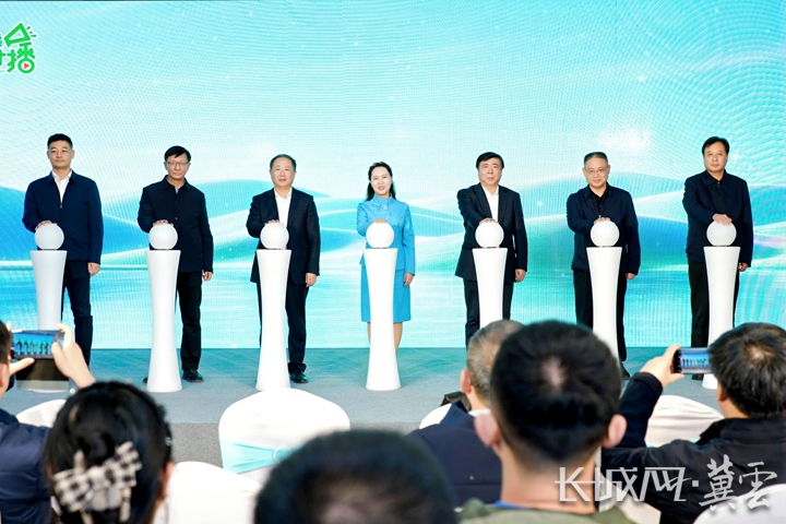 74f5f8e4b0fb84b4b543f049b04d9d36