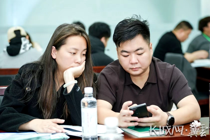 b65d87c19a0c9ce25305553dc8c2052f