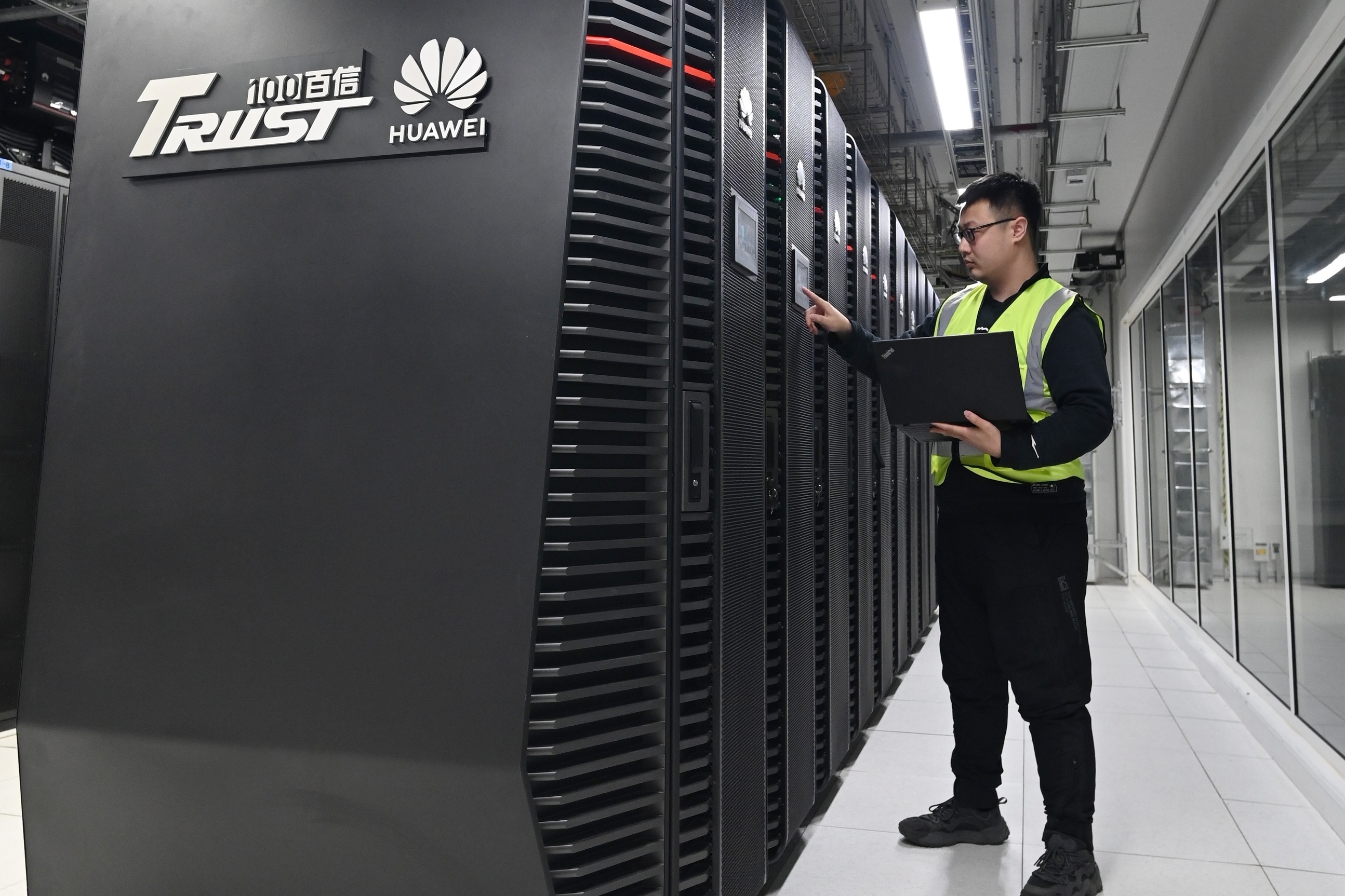 河北人工智能计算中心：算力赋能千行百业智能转型