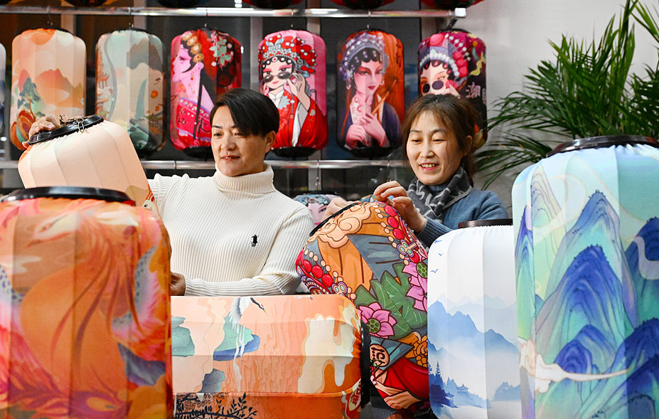 藁城宫灯照亮“火红”经济