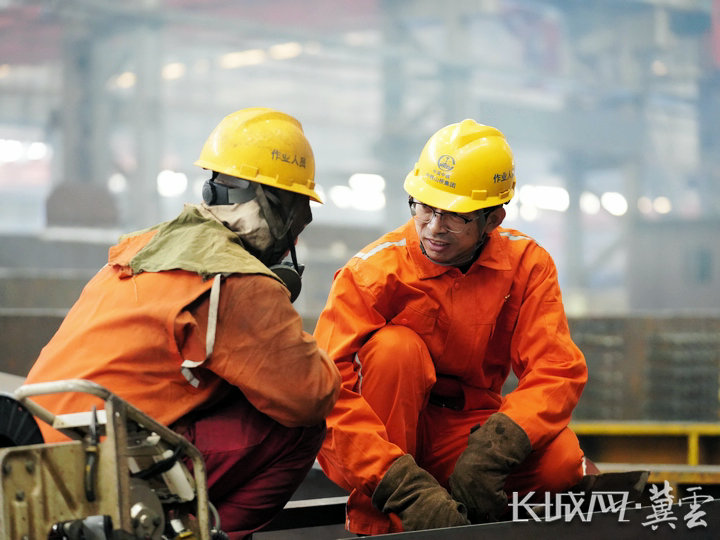 感恩奋进 双争有我丨张明：弧光之下 焊出中国精度