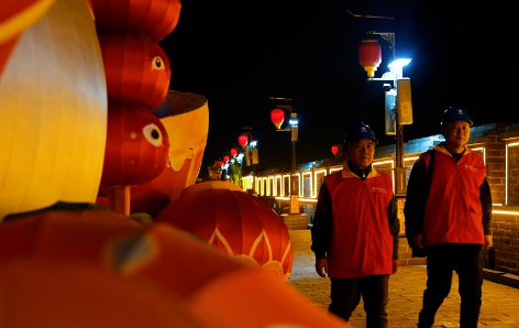 新春走基层丨璀璨灯火背后的“守灯人”