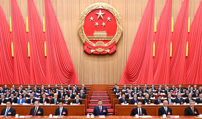 十四届全国人大四次会议在京闭幕