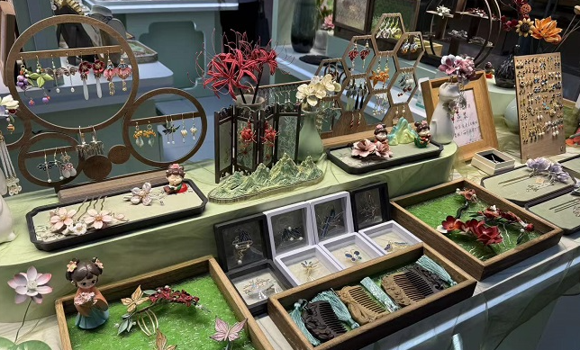 石家庄“春日限定”文创成消费新宠