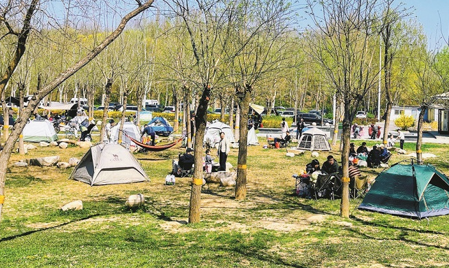 石家庄太平河畔享春光