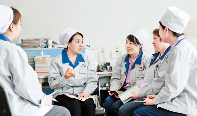 我省全国人大代表积极宣传贯彻全国两会精神