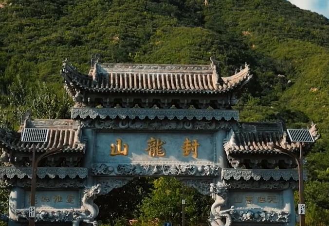 走在乡间小路上丨千年书院的振兴“方程式”