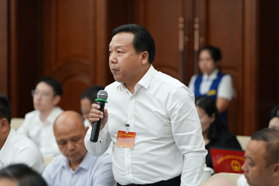 省人大代表王延昌提问