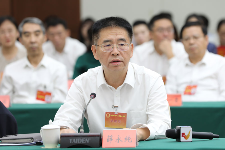 省应急管理厅厅长薛永纯回答问题