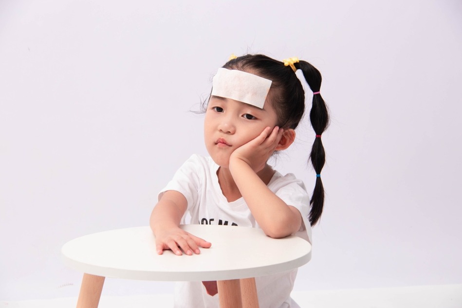 孩子高烧、嗓子疼，警惕疱疹性咽峡炎