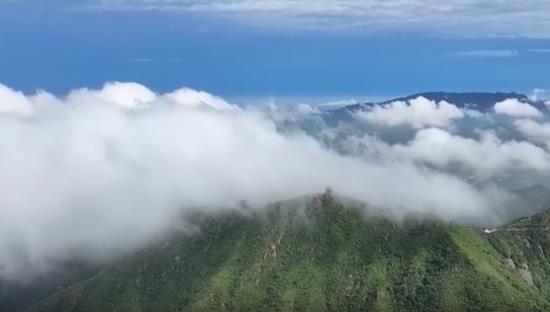石家庄鹿泉区：雨后云海醉西山