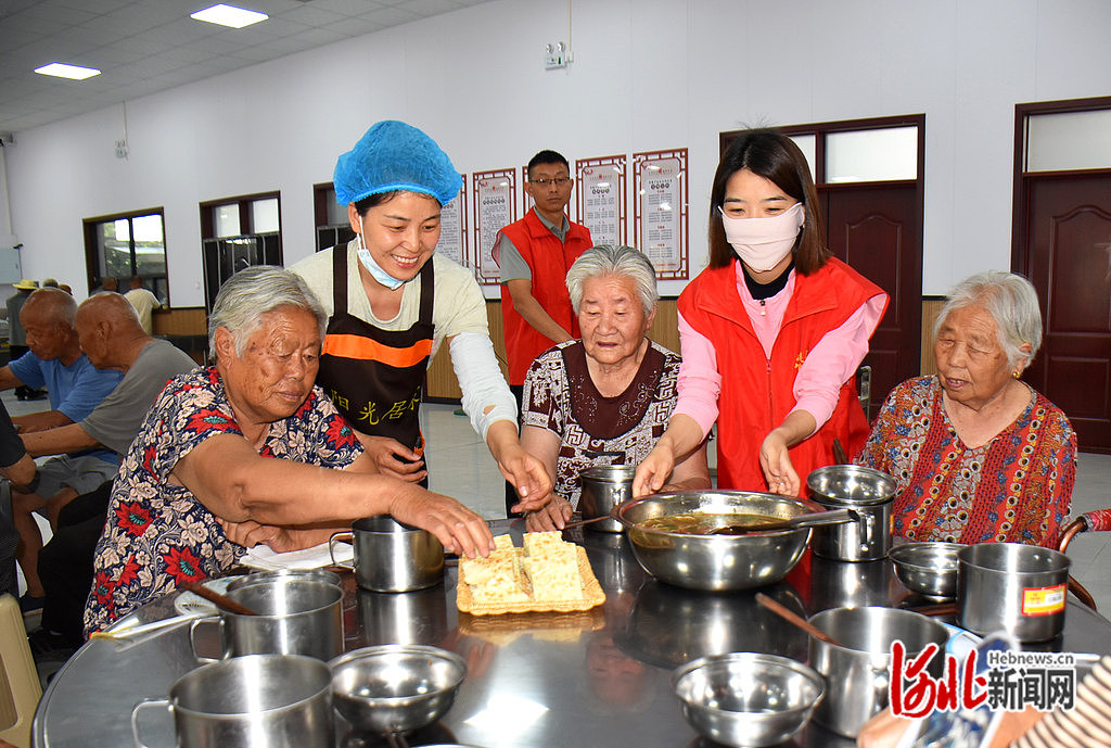 邢台：孝老食堂暖人心