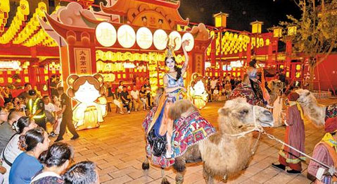 河头老街赏百戏