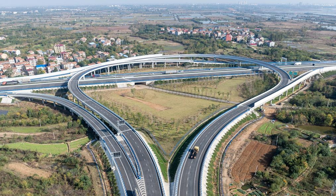 京港澳高速湖北北段改扩建工程临近收官