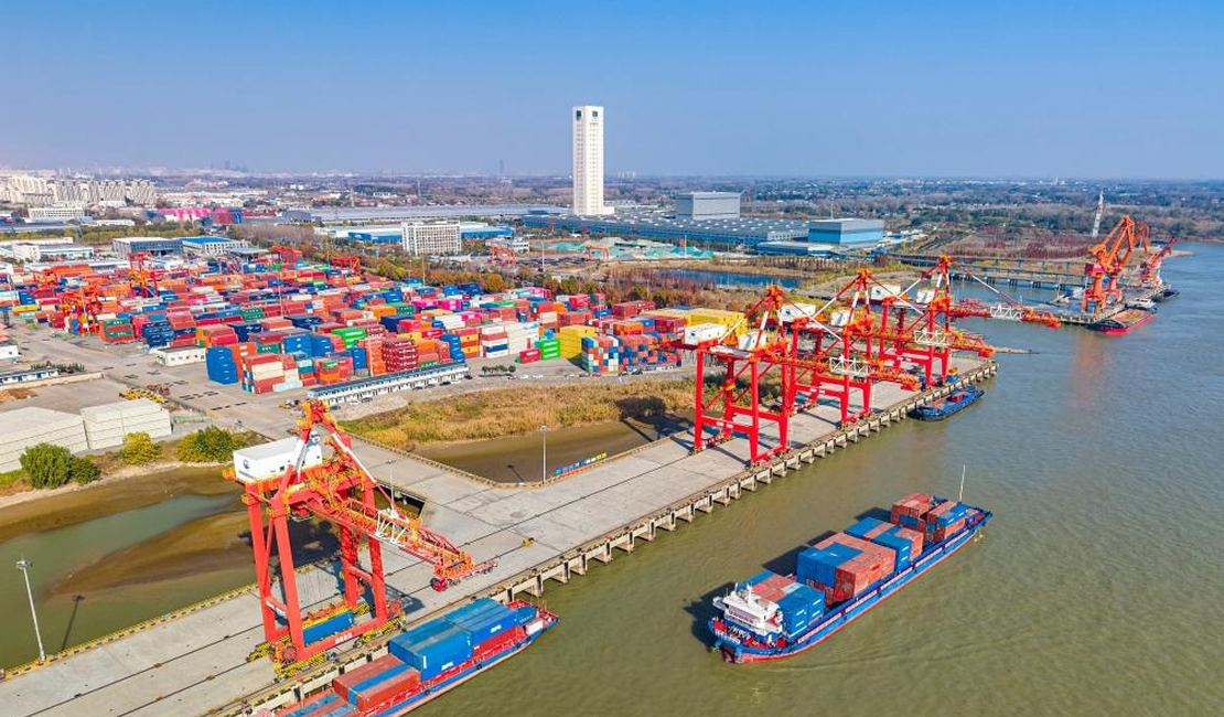 我国货物贸易进出口连续10个月保持增长