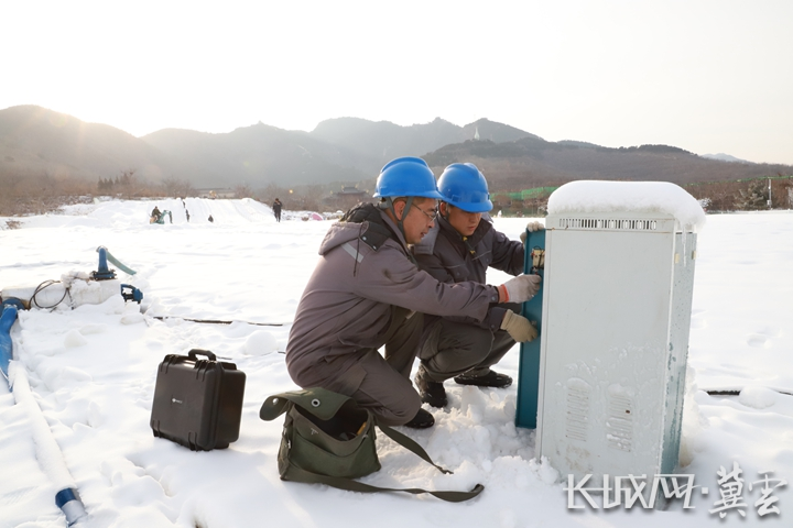 国网迁西县供电公司：电“亮”冰雪盛宴 护“趣”开园迎客