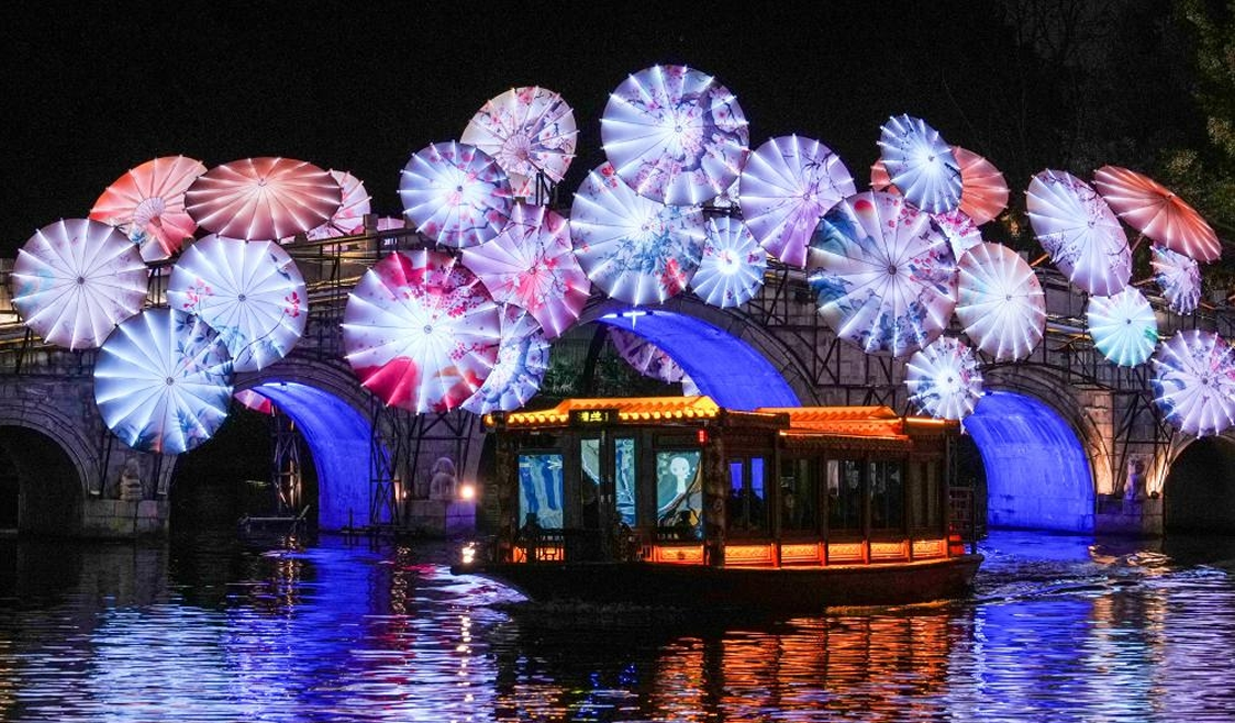 江苏南京：秦淮灯会璀璨夜