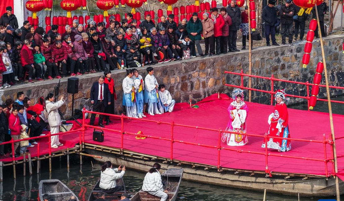 水乡传统社戏迎新春