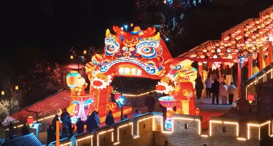石家庄正定：古城灯会启幕