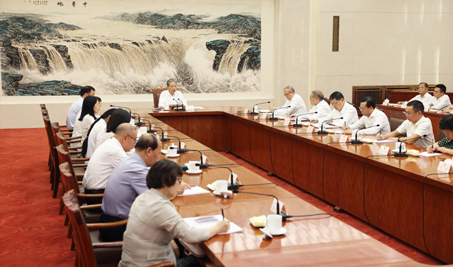 赵乐际同全国人大常委会会议列席代表座谈时强调 深入学习贯彻习近平法治...