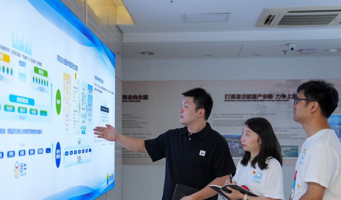 树立和践行正确政绩观丨江苏南京：政务服务提质暖心