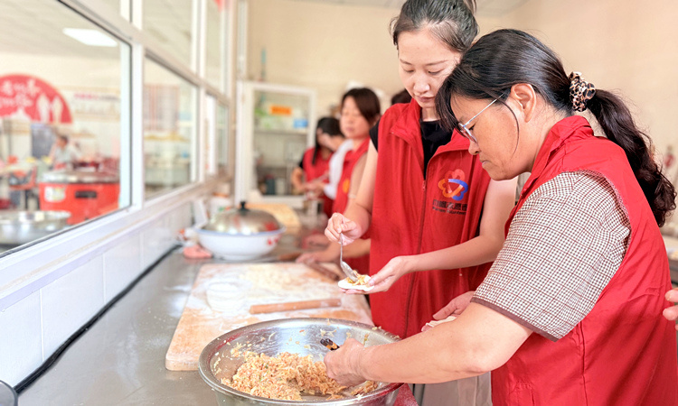 青县：孝老食堂暖桑榆 多元互助托起乡村“夕阳红”