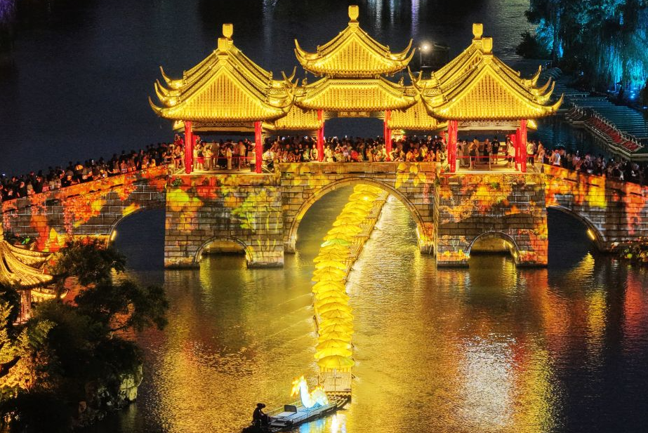 助力文旅消费不能只盯旺季