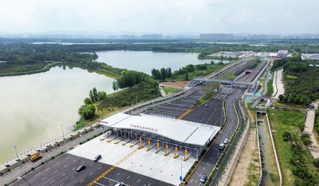 我国最大直径水下盾构隧道建成通车