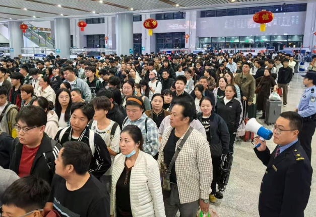 预计发送旅客415万人次 长三角铁路今日迎来返程客流最高峰
