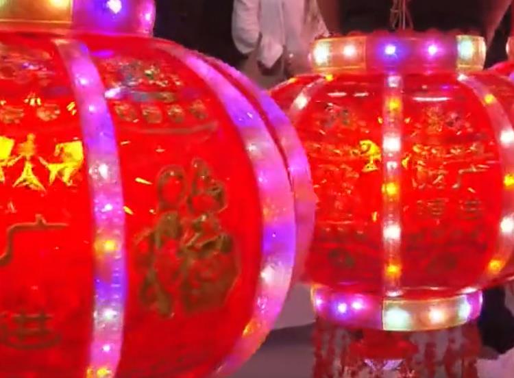 石家庄藁城区：博览盛会聚客商 千年宫灯焕新出彩